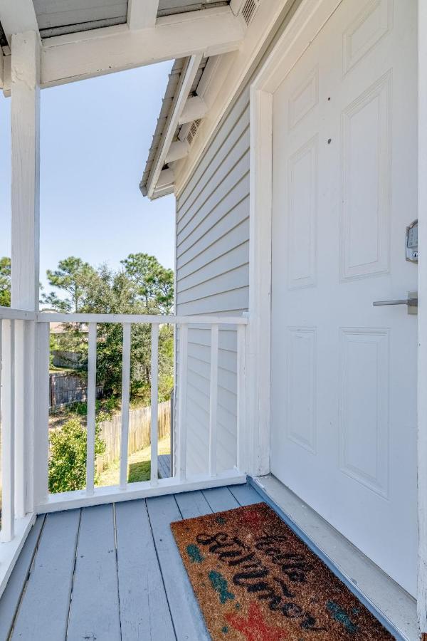 New Cute & Private Studio Apartment In Navarre Exterior photo